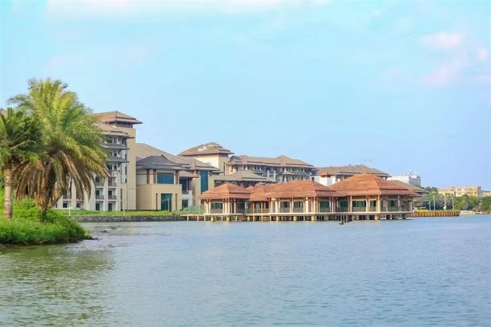 雅居樂民森迪茵湖小鎮|均價約30000元