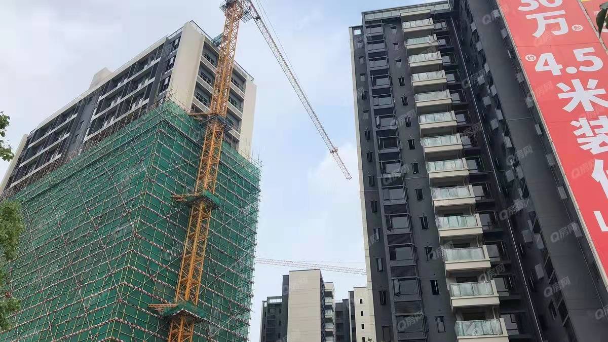 金地卓越松湖悅灣-均價12600元/平