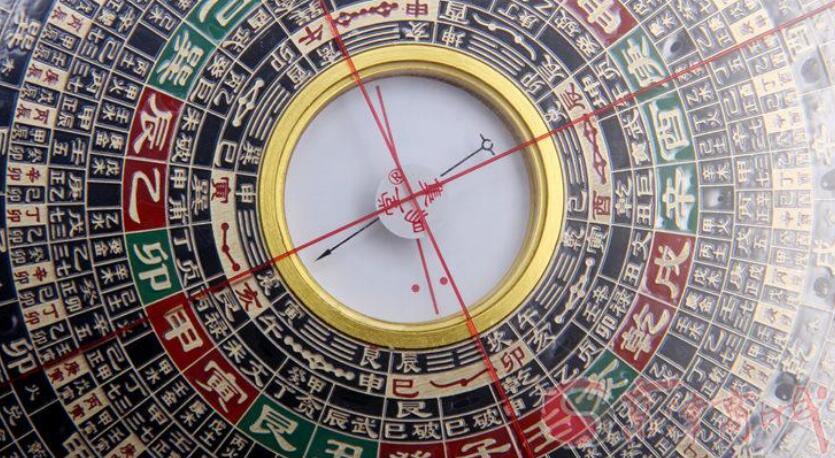 到辦證大廳受理窗口進行申請辦理