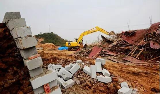 但市區(qū)熱點(diǎn)區(qū)域動(dòng)輒兩三萬一平方米的房子