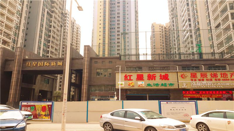 多個規模龐大的村委統建樓正對外公開出售